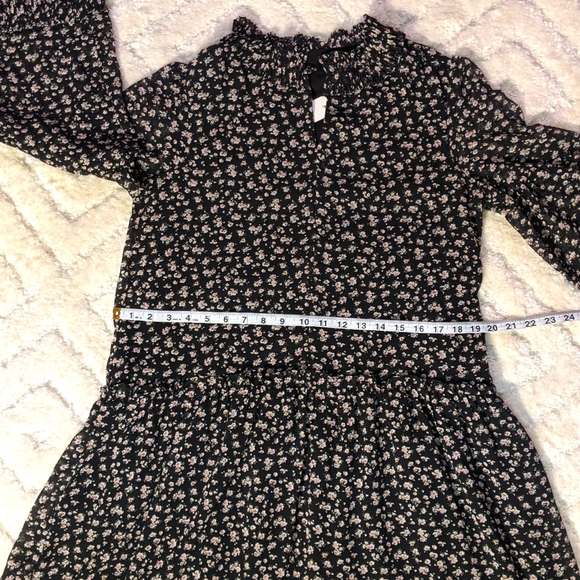 INA Ditsy Floral Shift Maxi Dress with Waist Tie, Small - Picture 11 of 14